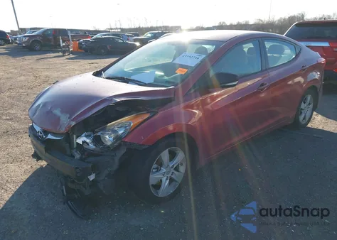 2013 Hyundai Elantra Gls z USA, uszkodzony, nr VIN 5NPDH4AE5DH303313